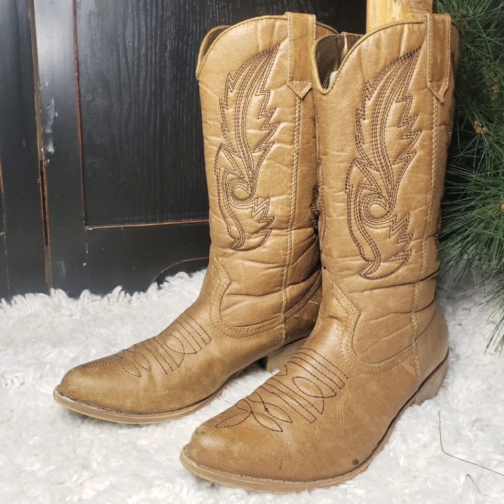 Coconuts western Boots
